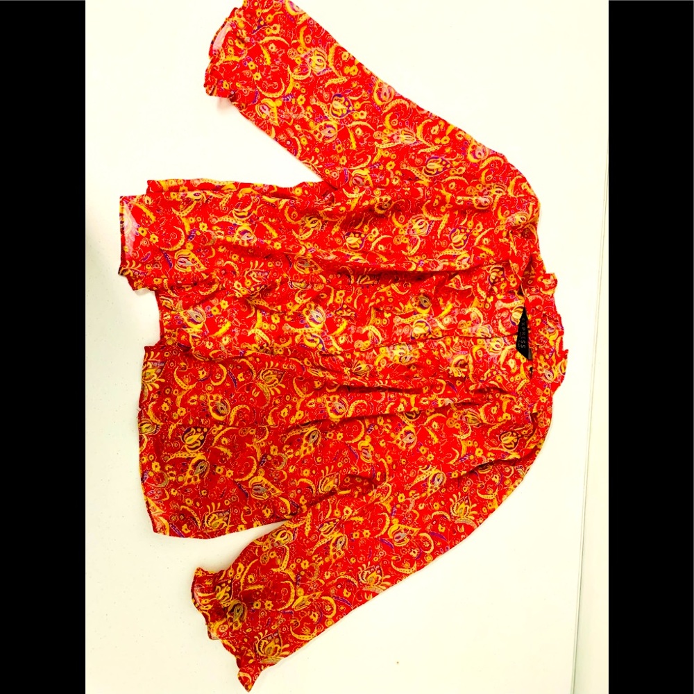 REDUCED! Express super femmy blouse. Small to medium. Looks expensive